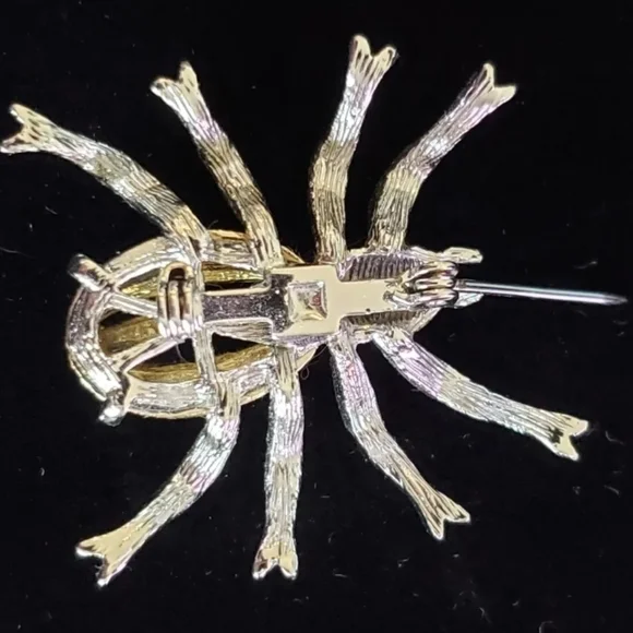 **bling** Spider And Bee Brooches pins jewelry - Picture 11 of 12
